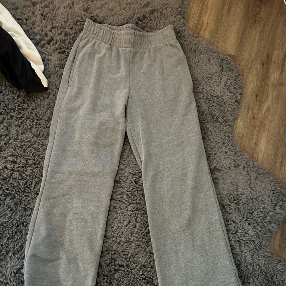 wide leg pants